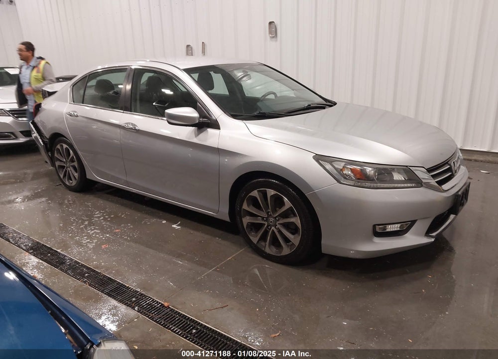 2015 HONDA ACCORD VIN: 1HGCR2F56FA107043