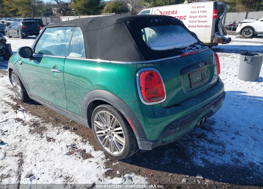 2024 MINI CONVERTIBLE VIN: WMW43DL0XR3R36812