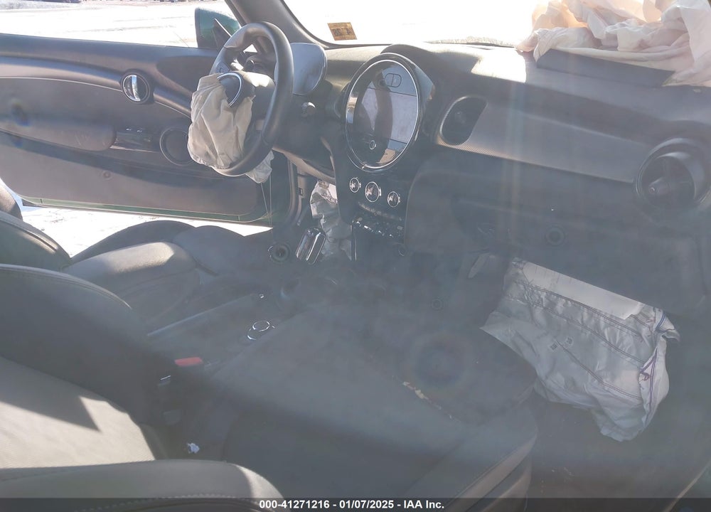 2024 MINI CONVERTIBLE VIN: WMW43DL0XR3R36812