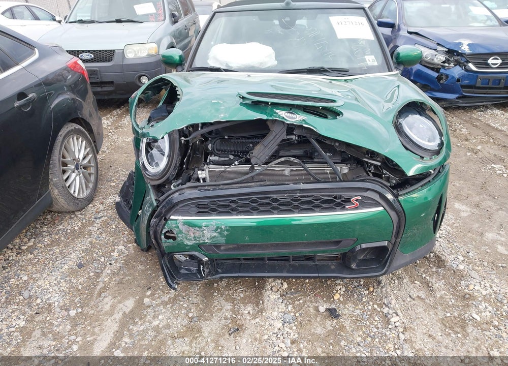 2024 MINI CONVERTIBLE VIN: WMW43DL0XR3R36812