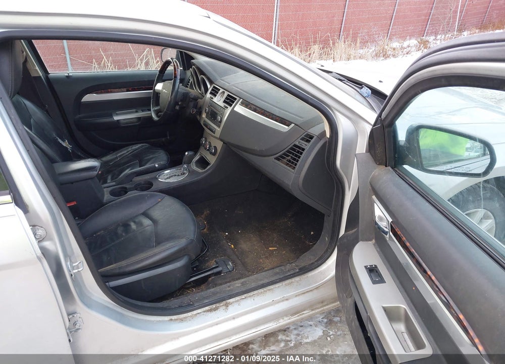 2010 CHRYSLER SEBRING VIN: 1C3CC5FB6AN184007