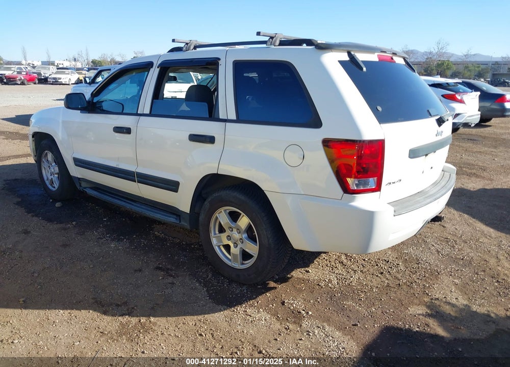 2005 JEEP GRAND CHEROKEE LAREDO VIN: 1J8GR48K35C562524