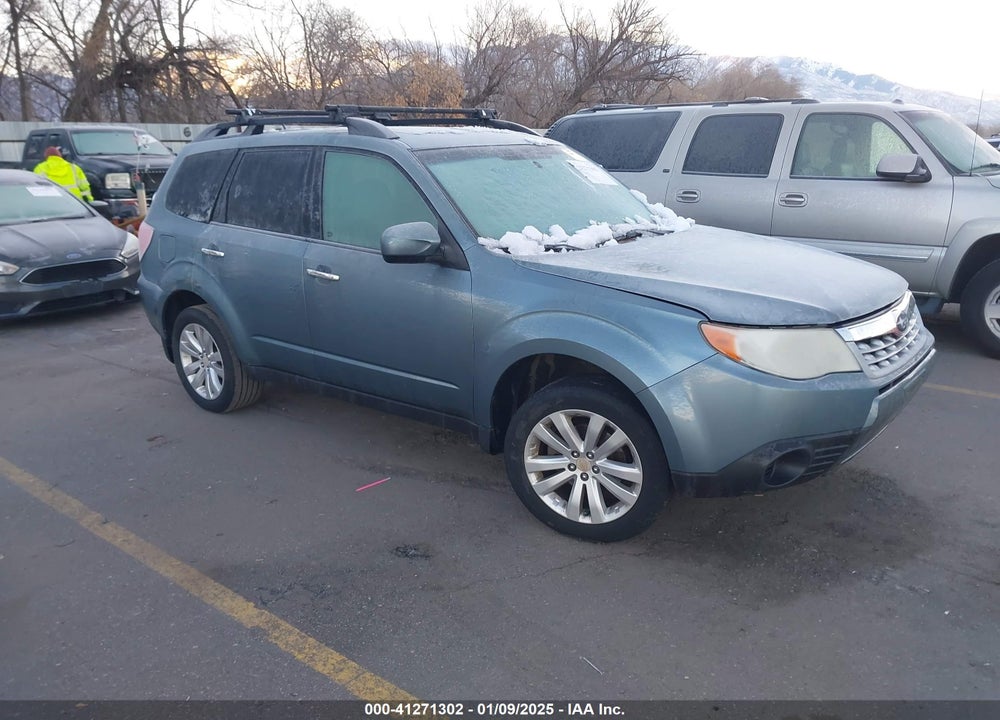 2011 SUBARU FORESTER 2.5X PREMIUM VIN: JF2SHADC3BH754639