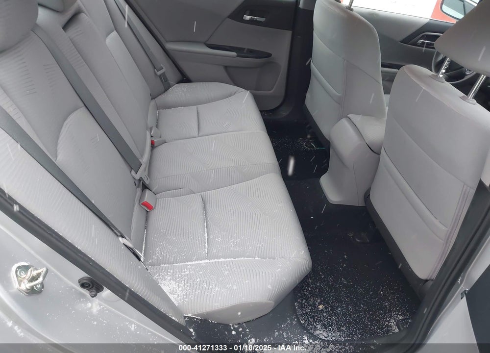 2015 HONDA ACCORD LX VIN: 1HGCR2F38FA048625