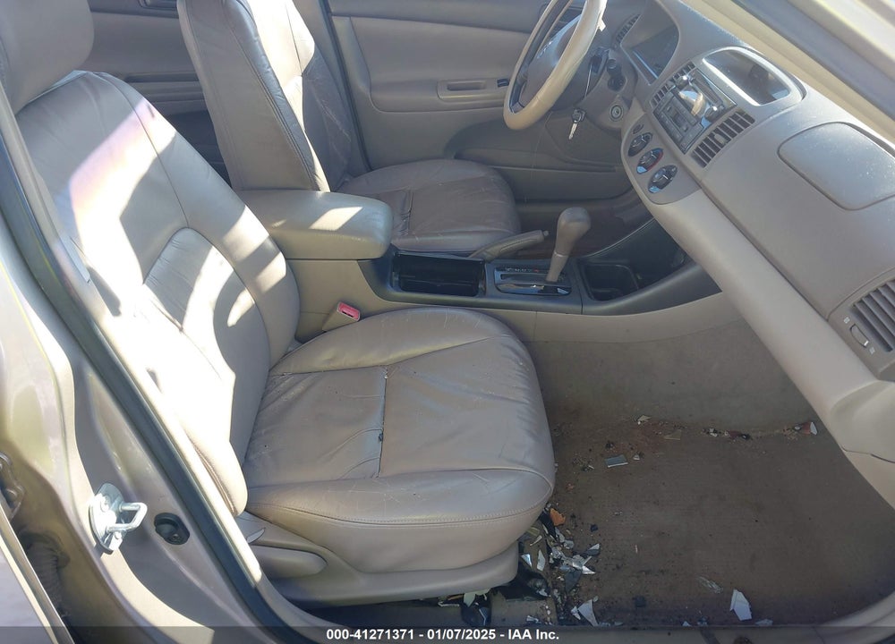 2003 TOYOTA CAMRY LE VIN: 4T1BE32K43U768759