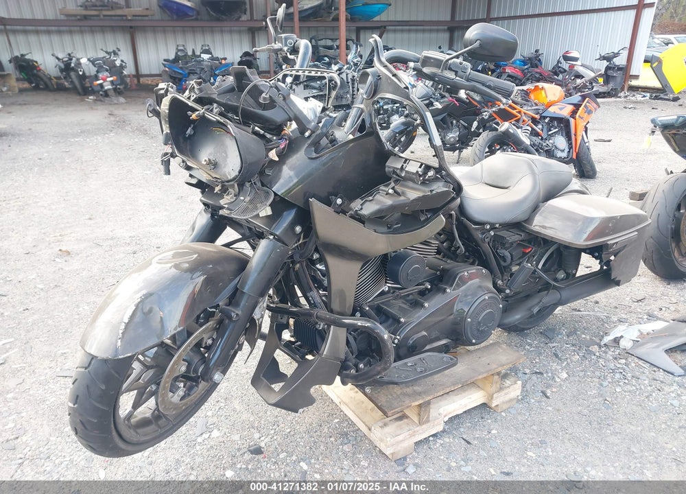 2020 HARLEY-DAVIDSON FLTRXS VIN: 1HD1KTP18LB661460