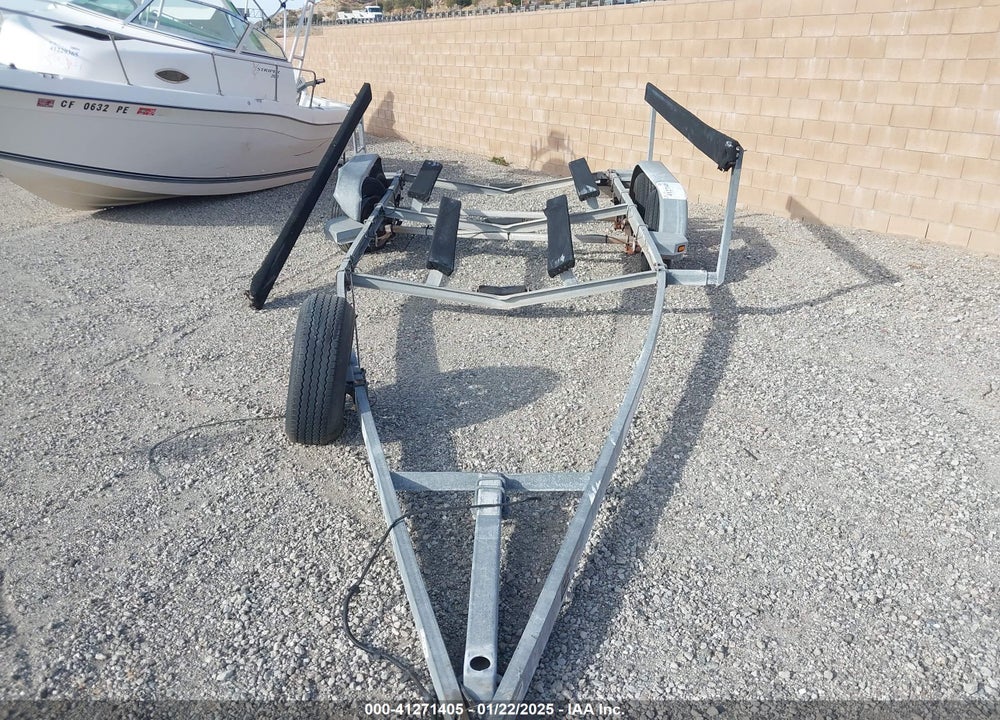 1998 US TRAILER OTHER VIN: 1T0BS17D17D1WS138