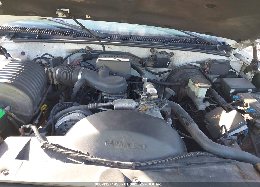 2000 CADILLAC ESCALADE STANDARD VIN: 1GYEK13R9YR108862