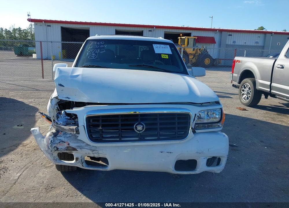 2000 CADILLAC ESCALADE STANDARD VIN: 1GYEK13R9YR108862