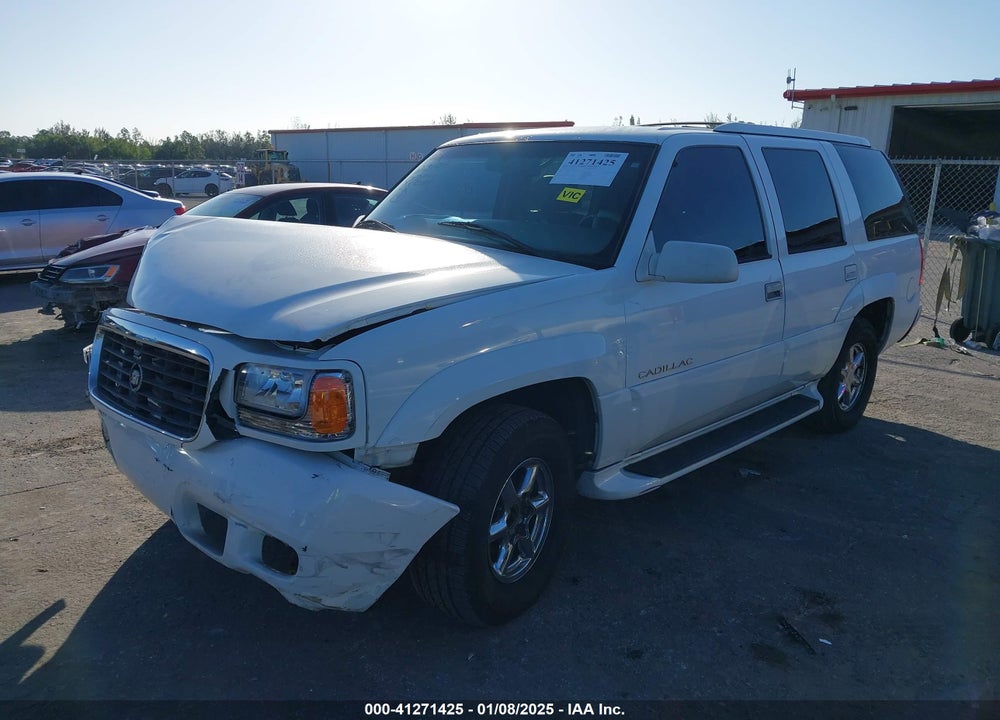 2000 CADILLAC ESCALADE STANDARD VIN: 1GYEK13R9YR108862
