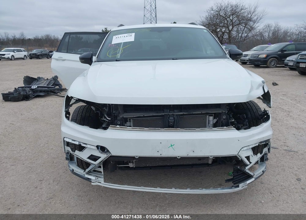 2021 VOLKSWAGEN TIGUAN 2.0T SE/2.0T SE R-LINE BLACK/2.0T SEL VIN: 3VV2B7AXXMM028450