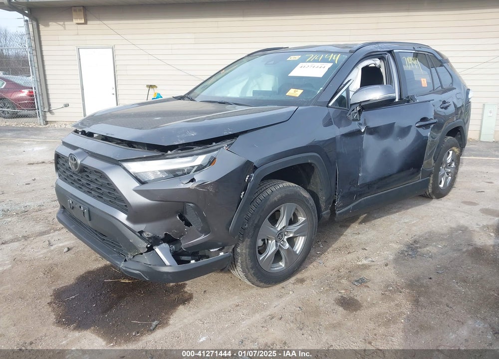 2024 TOYOTA RAV4 XLE VIN: 2T3P1RFV0RC419561