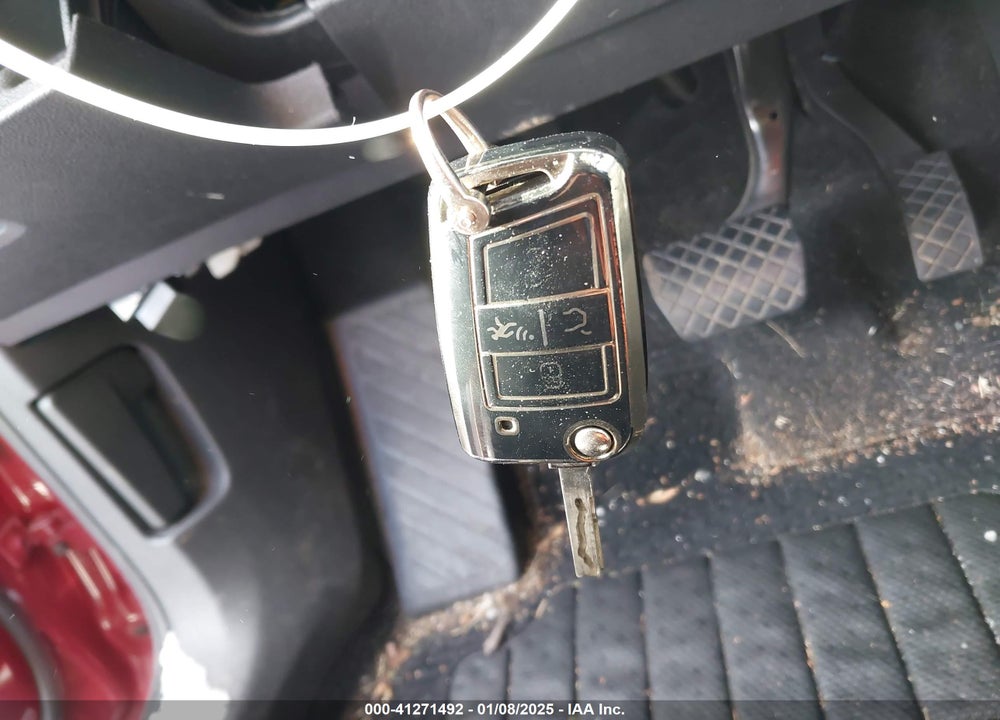 2019 VOLKSWAGEN TIGUAN VIN: 3VV1B7AX6KM075645