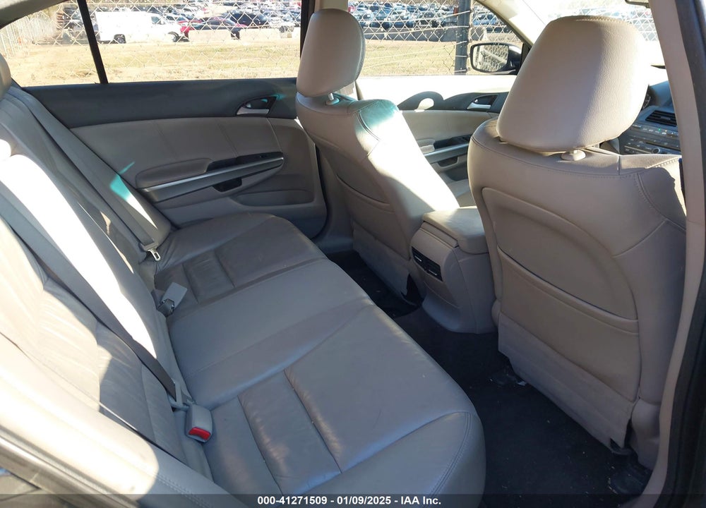 2010 HONDA ACCORD VIN: 1HGCP3F8XAA027131