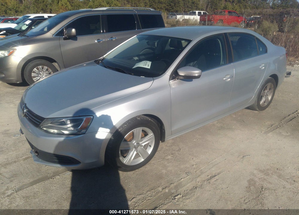 2013 VOLKSWAGEN JETTA VIN: 3VWDP7AJ8DM392738