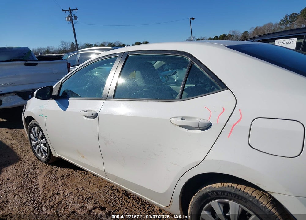 2015 TOYOTA COROLLA LE VIN: 5YFBURHE6FP296027