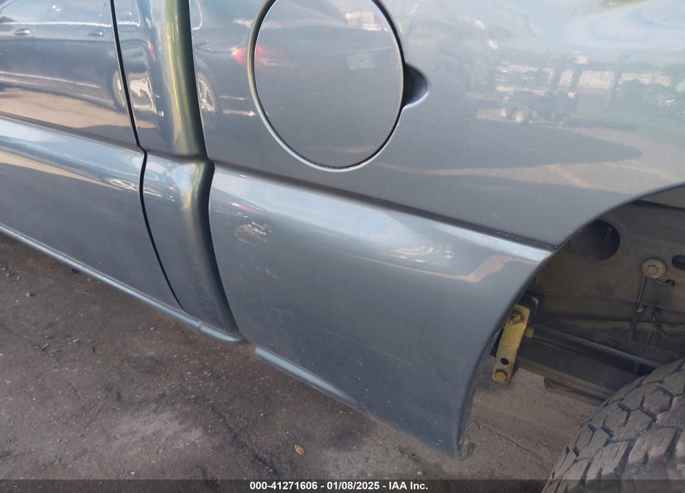 2006 CHEVROLET SILVERADO 1500 LT3 VIN: 2GCEK13Z061318830