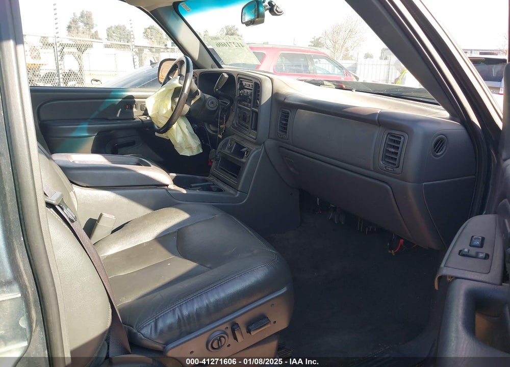 2006 CHEVROLET SILVERADO 1500 LT3 VIN: 2GCEK13Z061318830