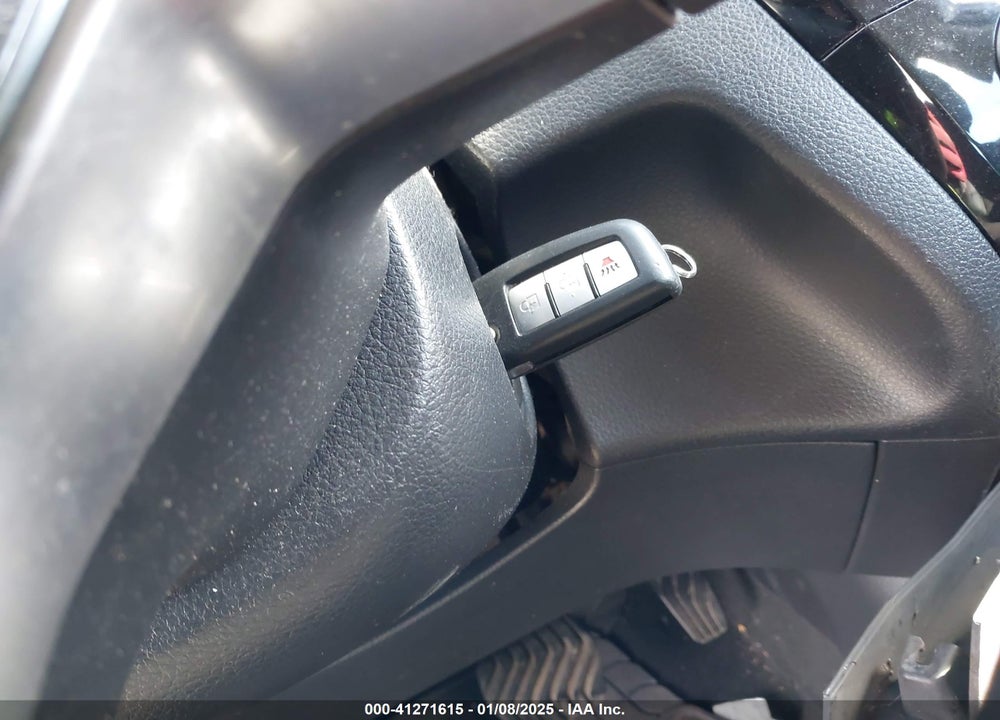 2017 NISSAN ROGUE S VIN: KNMAT2MT3HP532566