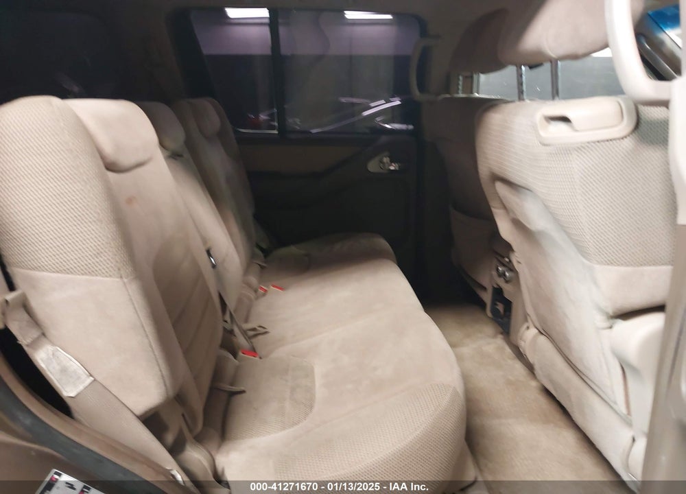 2005 NISSAN PATHFINDER SE VIN: 5N1AR18W65C703936