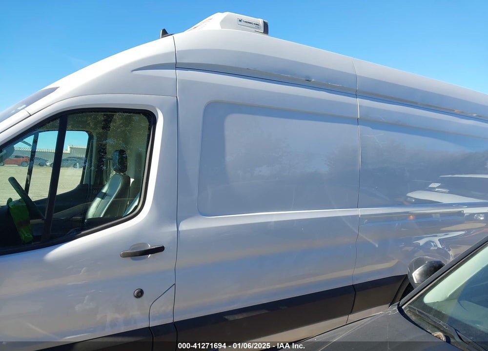 2022 FORD TRANSIT-250 CARGO VAN VIN: 1FTBR3X82NKA70381