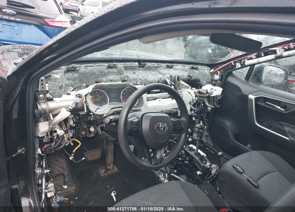2019 TOYOTA RAV4 XLE VIN: 2T3P1RFV8KW033412