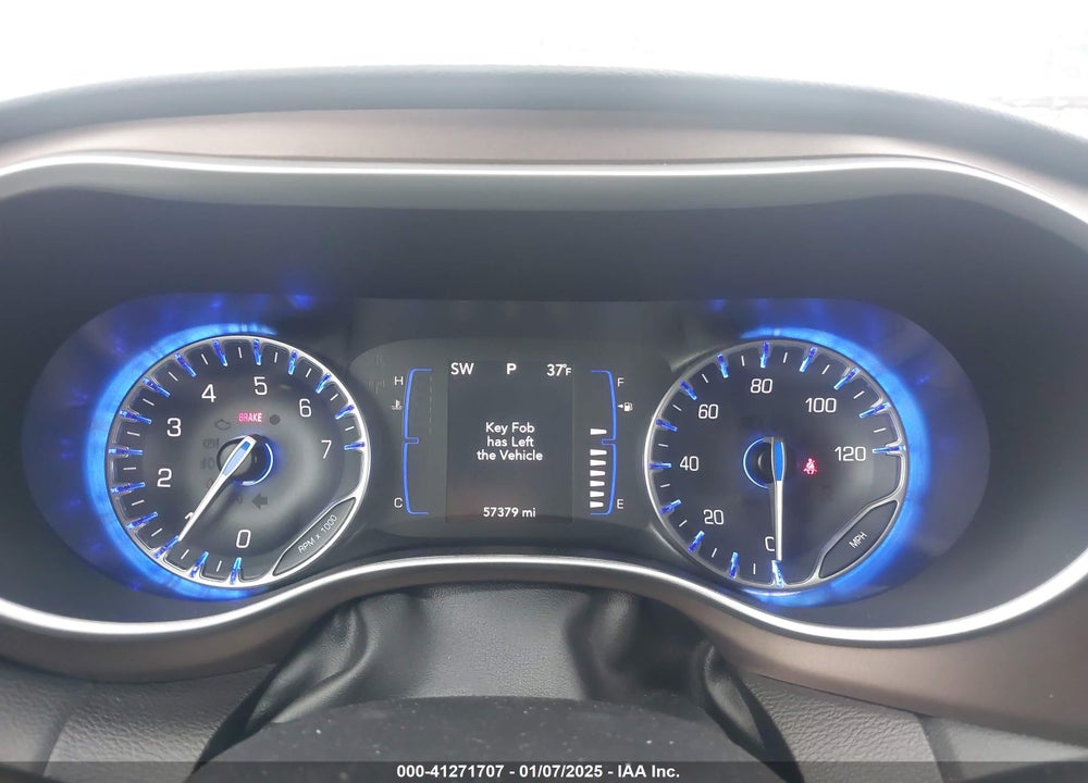2020 CHRYSLER VOYAGER L VIN: 2C4RC1AG2LR209539