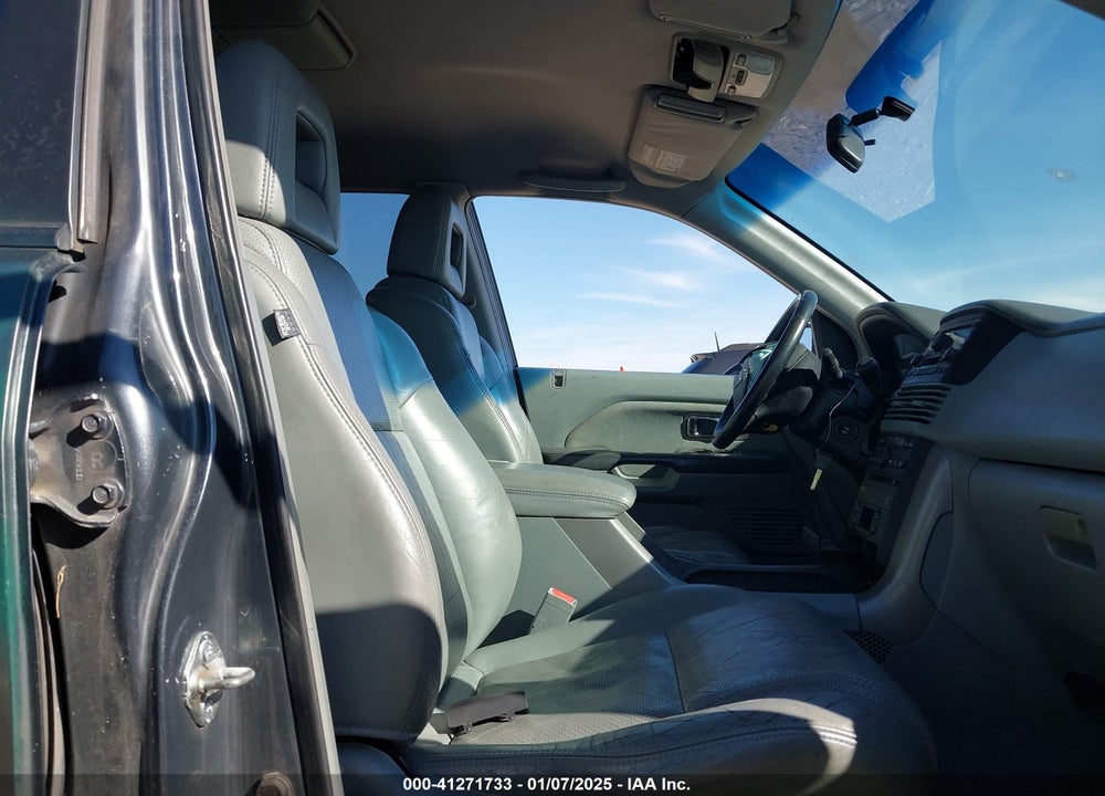 2004 HONDA PILOT EX-L VIN: 2HKYF18664H590276