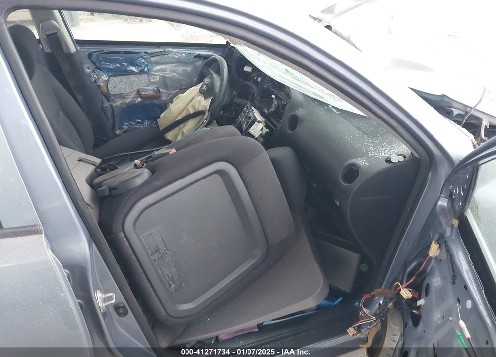 2007 TOYOTA MATRIX VIN: 2T1KR32E87C668489