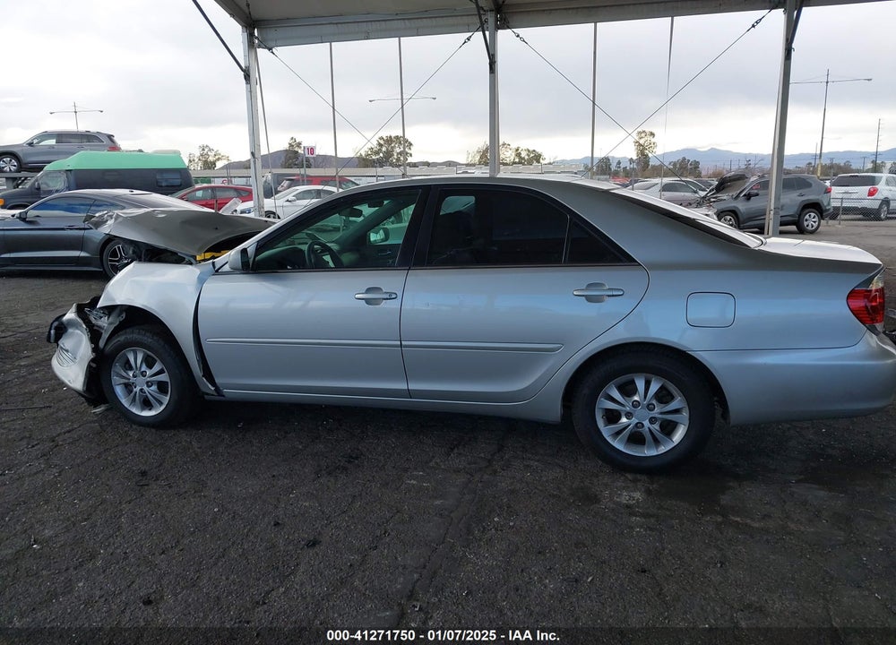 2005 TOYOTA CAMRY LE V6 VIN: 4T1BF32K85U598311
