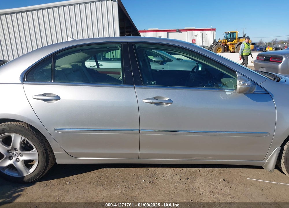2005 ACURA RL 3.5 VIN: JH4KB16505C009300