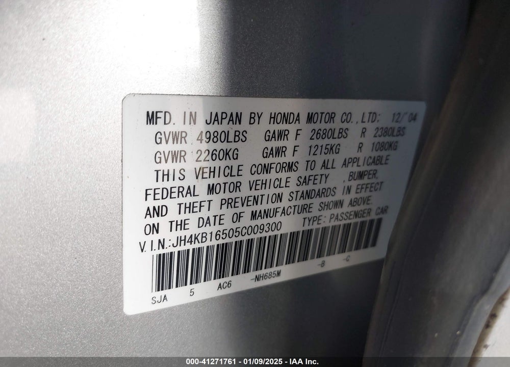 2005 ACURA RL 3.5 VIN: JH4KB16505C009300