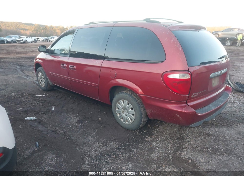 2006 CHRYSLER TOWN & COUNTRY LX VIN: 1A4GP44RX6B608741