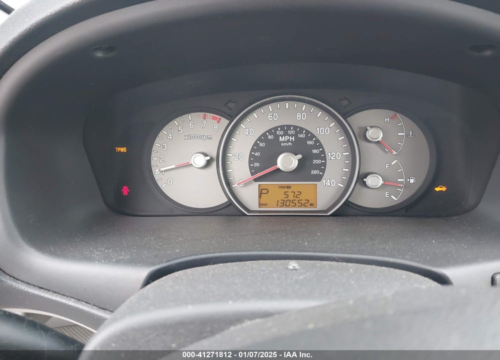 2007 KIA RONDO VIN: KNAFG525577076517