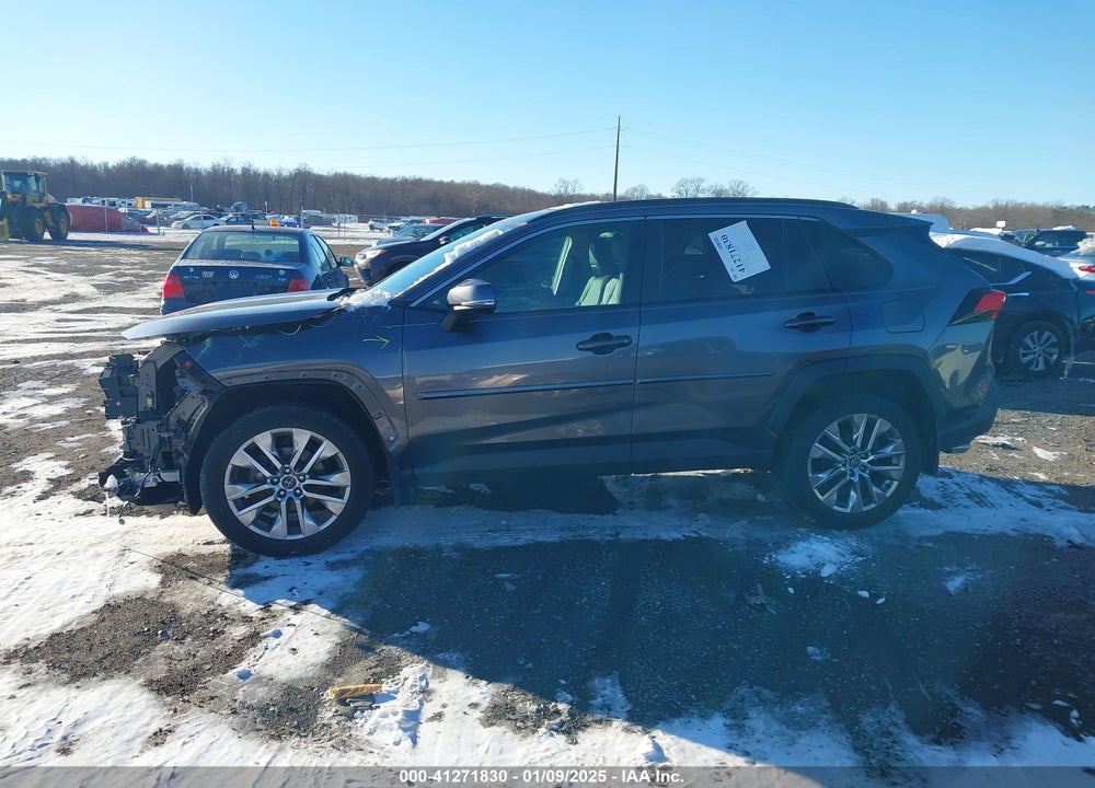 2021 TOYOTA RAV4 XLE PREMIUM VIN: 2T3A1RFV1MC159881