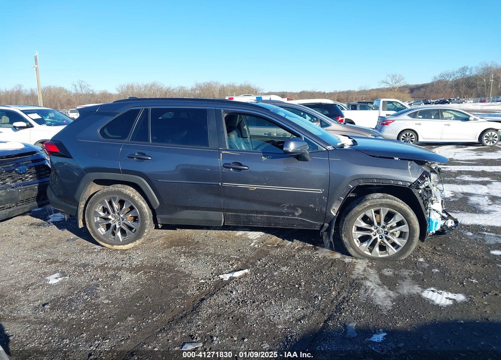 2021 TOYOTA RAV4 XLE PREMIUM VIN: 2T3A1RFV1MC159881