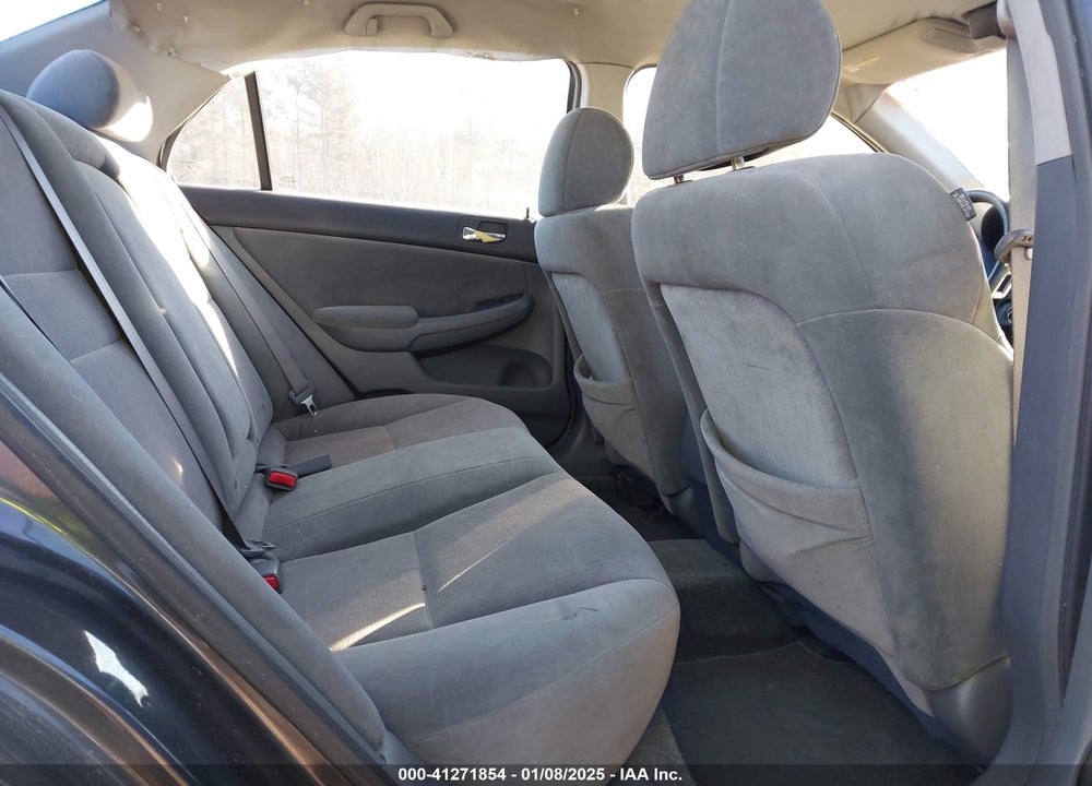 2003 HONDA ACCORD 2.4 LX VIN: 1HGCM56403A080327