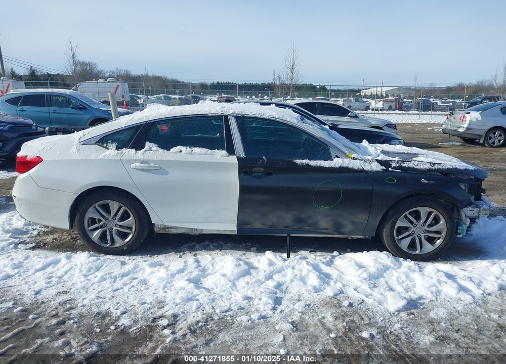 2018 HONDA ACCORD VIN: 1HGCV1F13JA152761