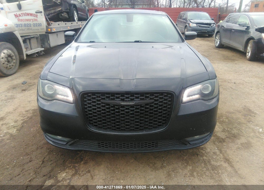 2017 CHRYSLER 300 VIN: 2C3CCABGXHH646128