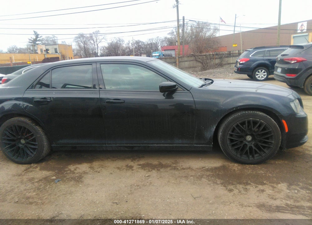 2017 CHRYSLER 300 VIN: 2C3CCABGXHH646128