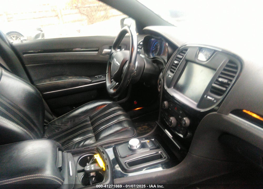2017 CHRYSLER 300 VIN: 2C3CCABGXHH646128