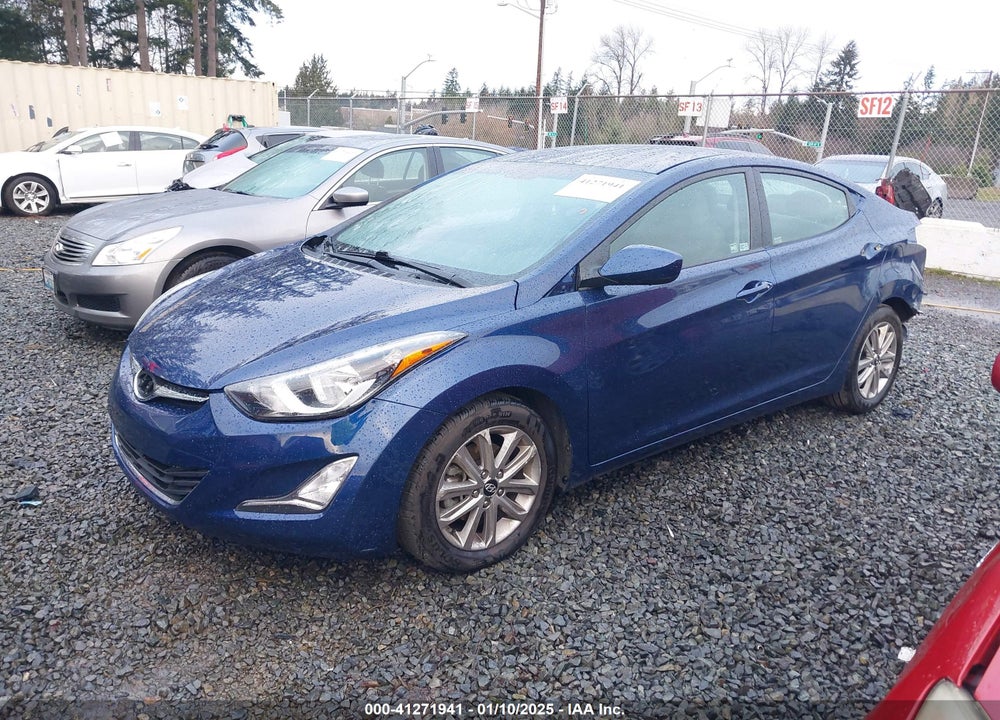 2016 HYUNDAI ELANTRA VIN: 5NPDH4AE4GH662687