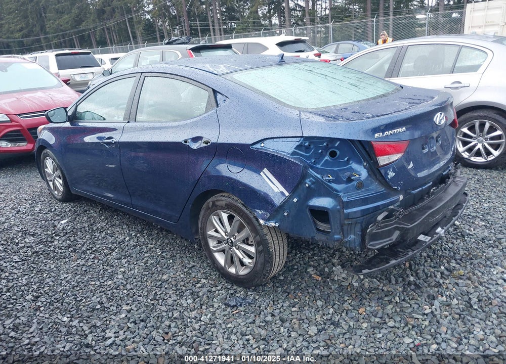 2016 HYUNDAI ELANTRA VIN: 5NPDH4AE4GH662687