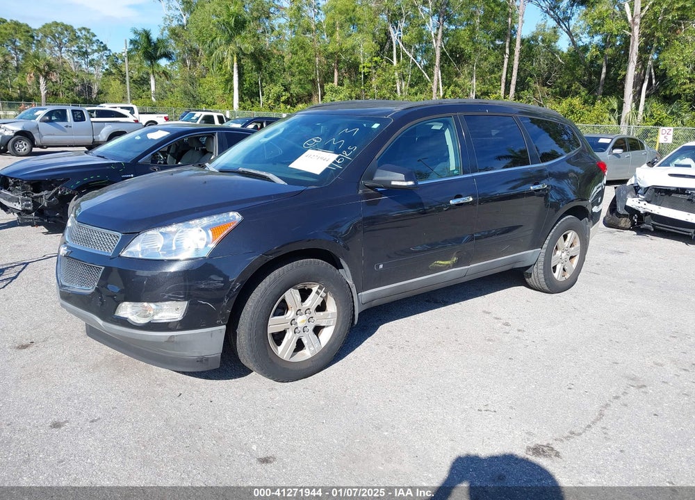 2010 CHEVROLET TRAVERSE LT VIN: 1GNLRFED5AS120133