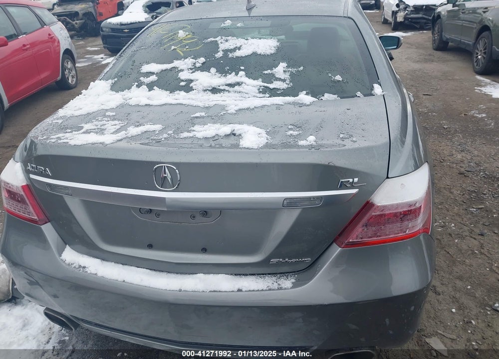 2010 ACURA RL 3.7 VIN: JH4KB2F66AC000898