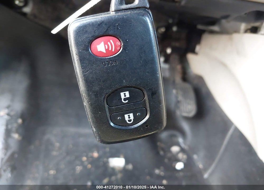 2014 TOYOTA PRIUS V TWO VIN: JTDZN3EU7EJ013898