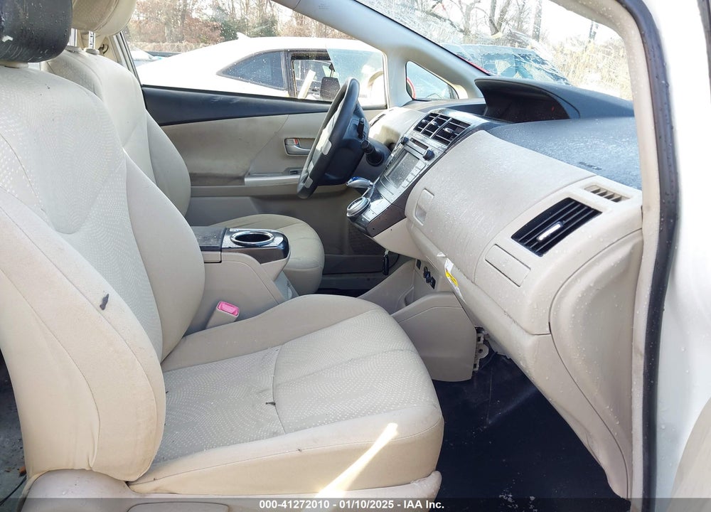 2014 TOYOTA PRIUS V TWO VIN: JTDZN3EU7EJ013898