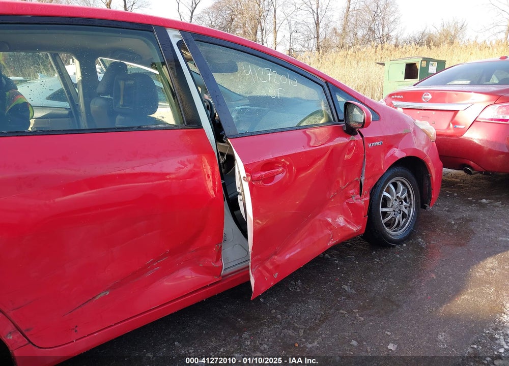 2014 TOYOTA PRIUS V TWO VIN: JTDZN3EU7EJ013898