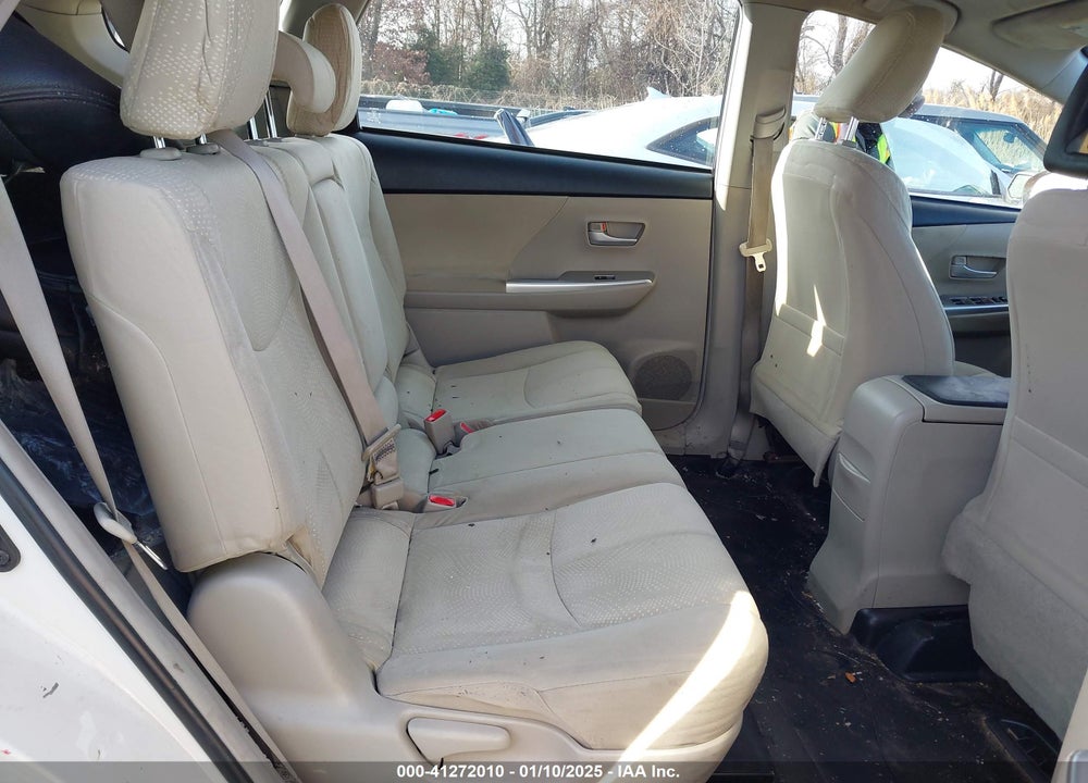 2014 TOYOTA PRIUS V TWO VIN: JTDZN3EU7EJ013898