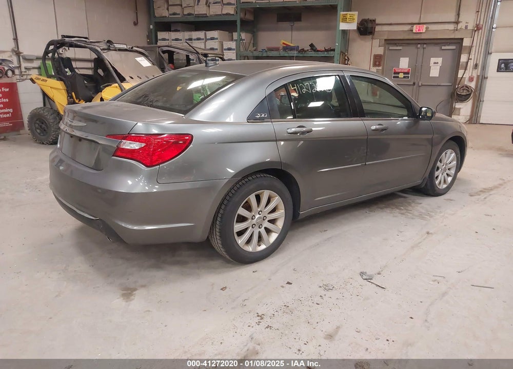 2013 CHRYSLER 200 VIN: 1C3CCBBG8DN731945